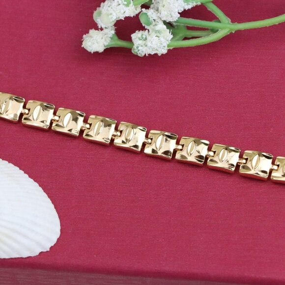 "Elegant Rose Gold Chain Bracelet with Glossy Square Links, XPBL1123 - Picture 4 of 13